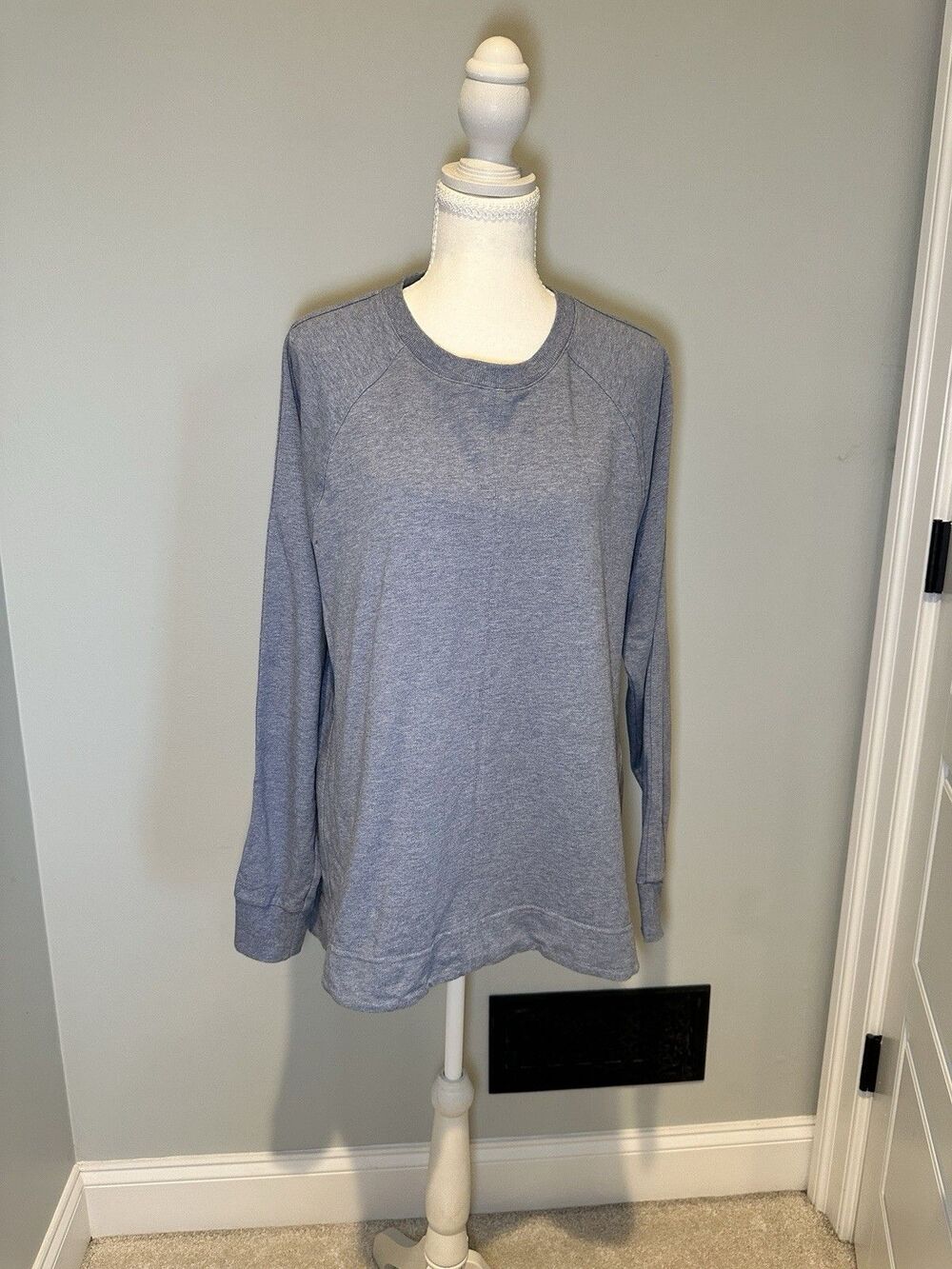 Athleta Coaster Luxe Recovery Sweatshirt Heather Blue  Tunic Length Large